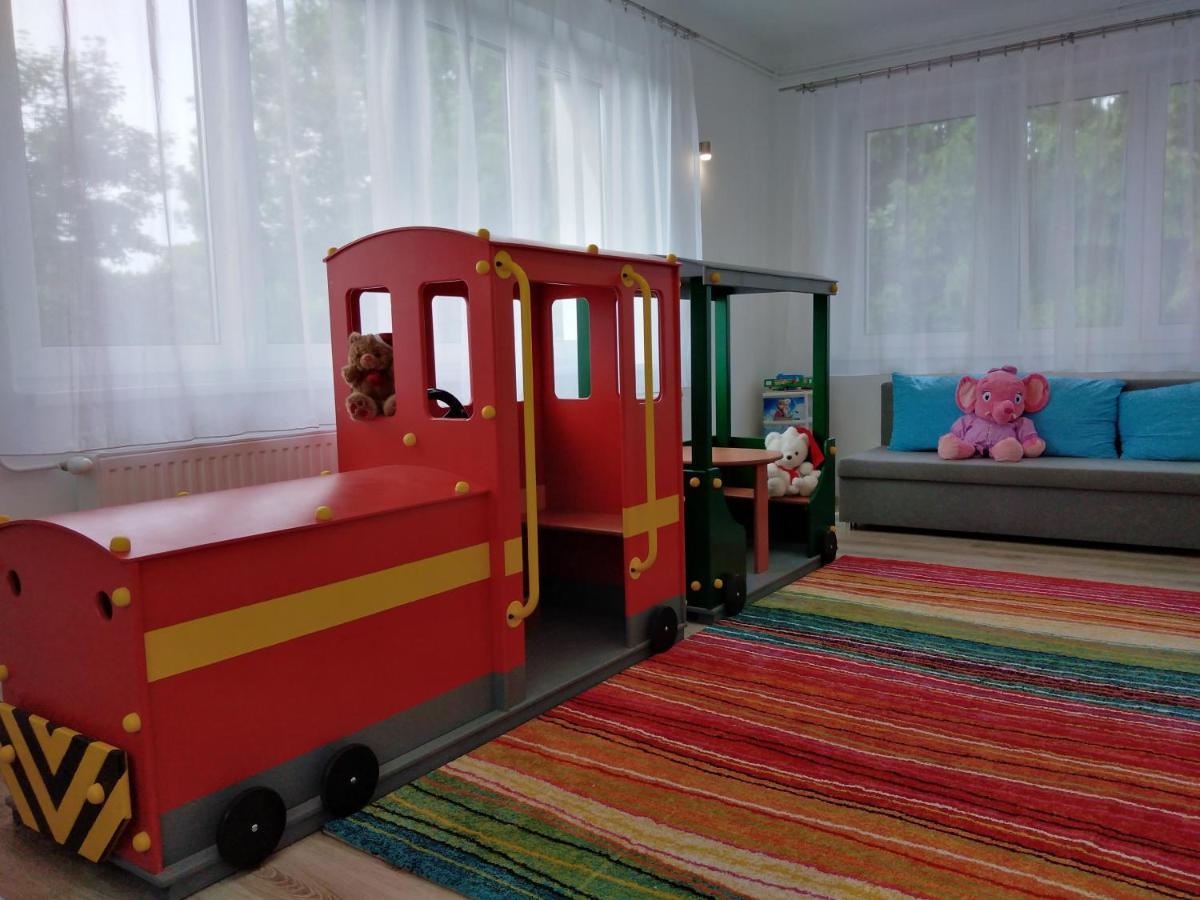 Diana Panzio Bed and Breakfast Mátrafüred Eksteriør billede